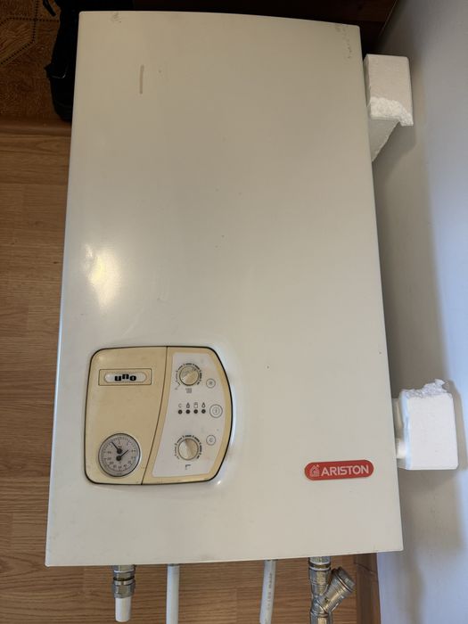 Centrala termica Ariston UNO