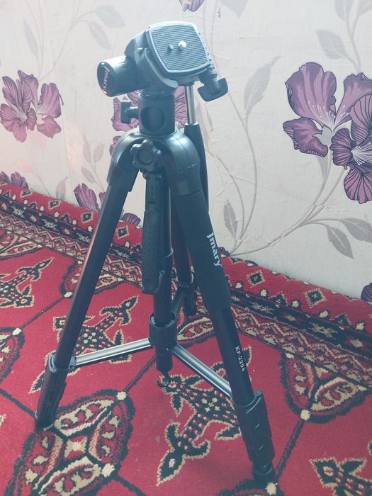 новый штатив продается