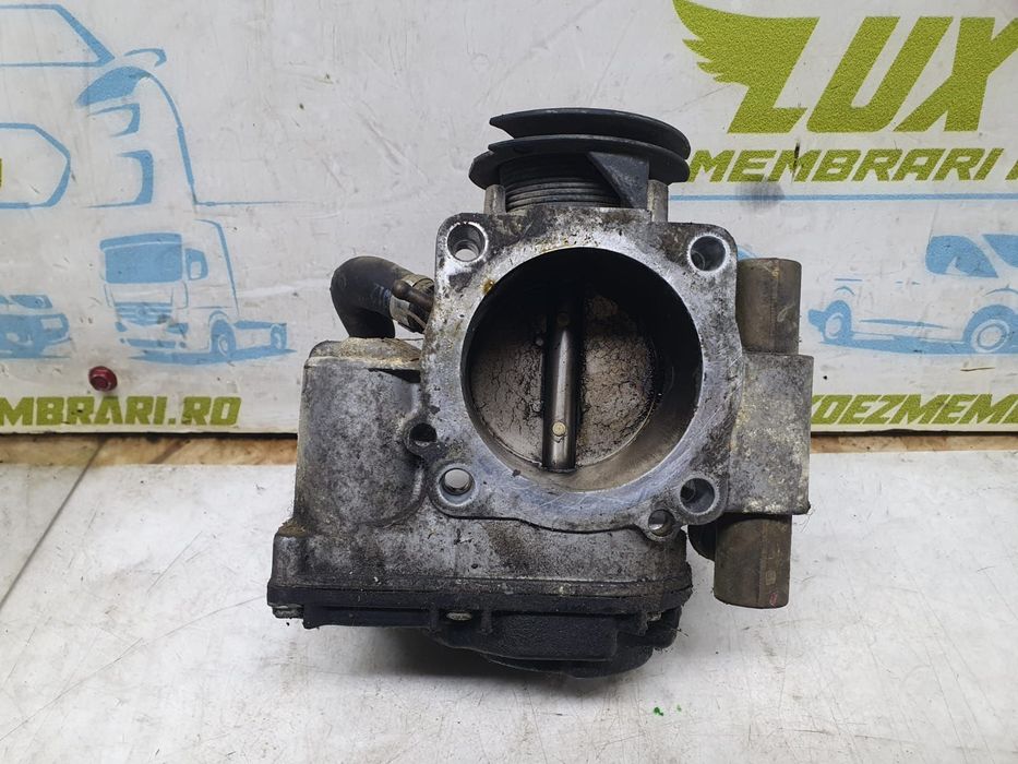 Clapeta de acceleratie 1.6 1.8 benzina ADP AHL 058133063h Volkswagen