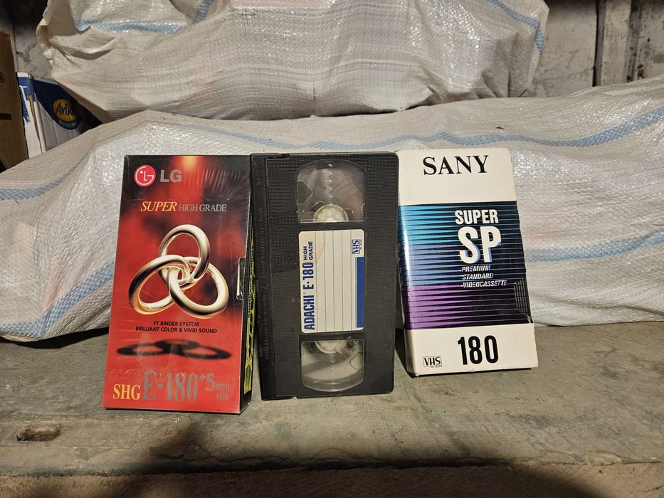 Продам видео кассеты.