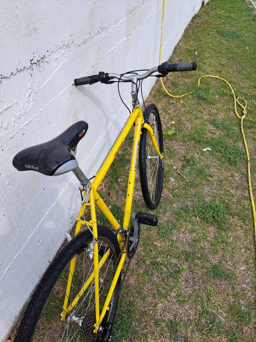 Bicicleta ciclocross polivalenta