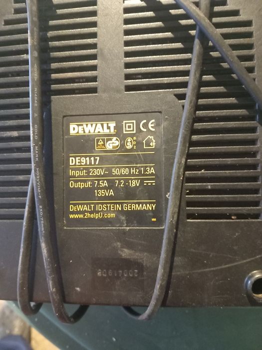 Încărcătoare dewalt
