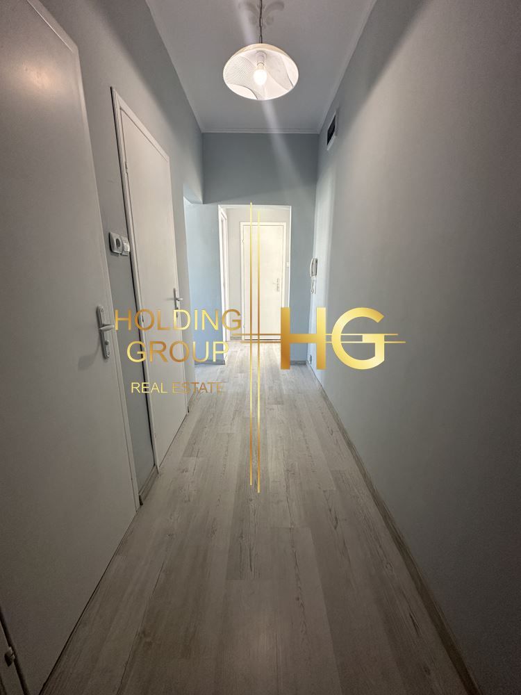 Продава се Тристаен апартамент в Варна, Младост 1 - 60 кв.м за 2209 €/кв.м - Снимка #7