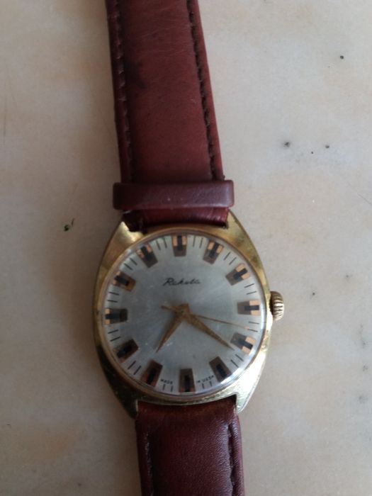 Ceas Raketa cal.2609.HA,placat cu aur 2 microni,perfect functional.