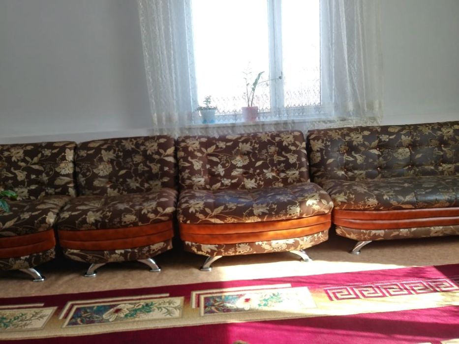 Продам диван, хороший