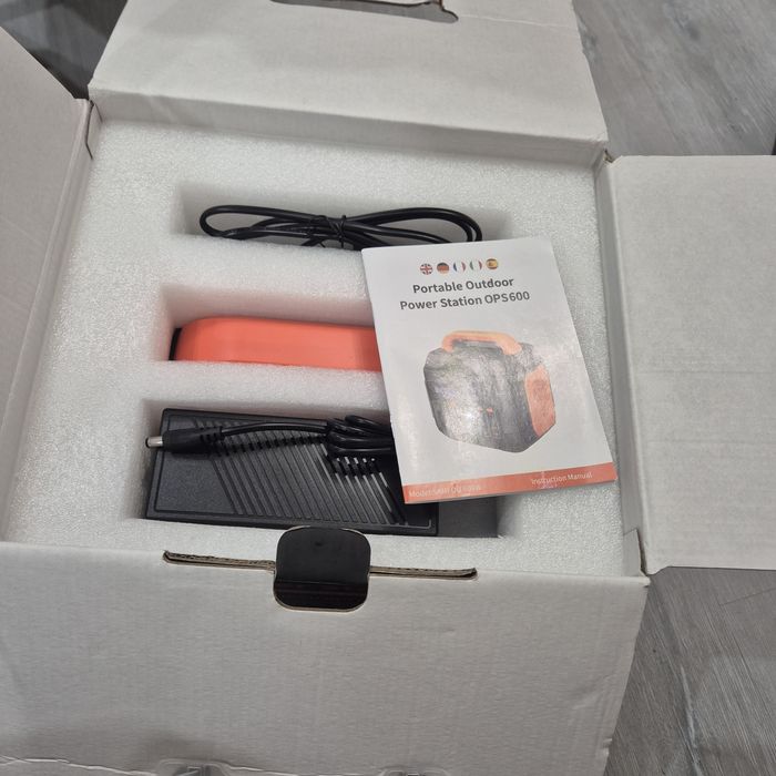 Мощна Преносима електроцентрала с голям капацитет , 576Wh/160000mAh