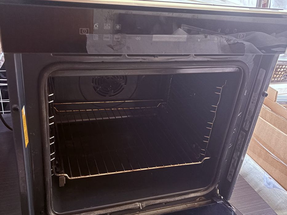 Фурна за вграждане Whirlpool W7 OM4 4S1 P