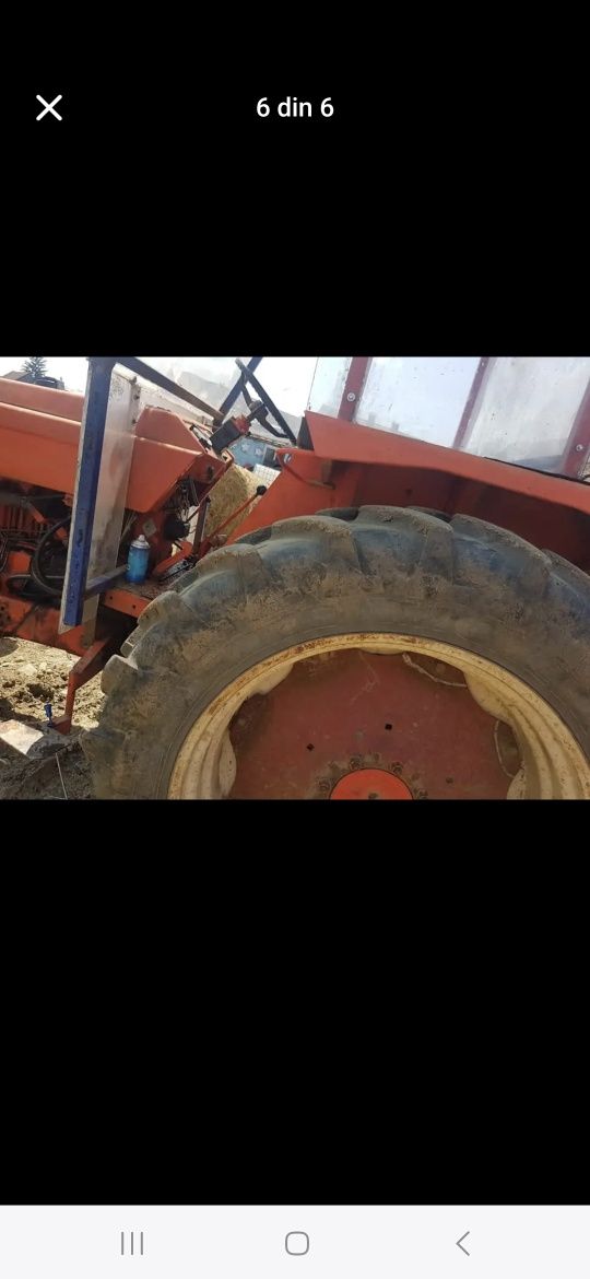 Vând Tractor Renault 80 de cai pompa de injecție defecta