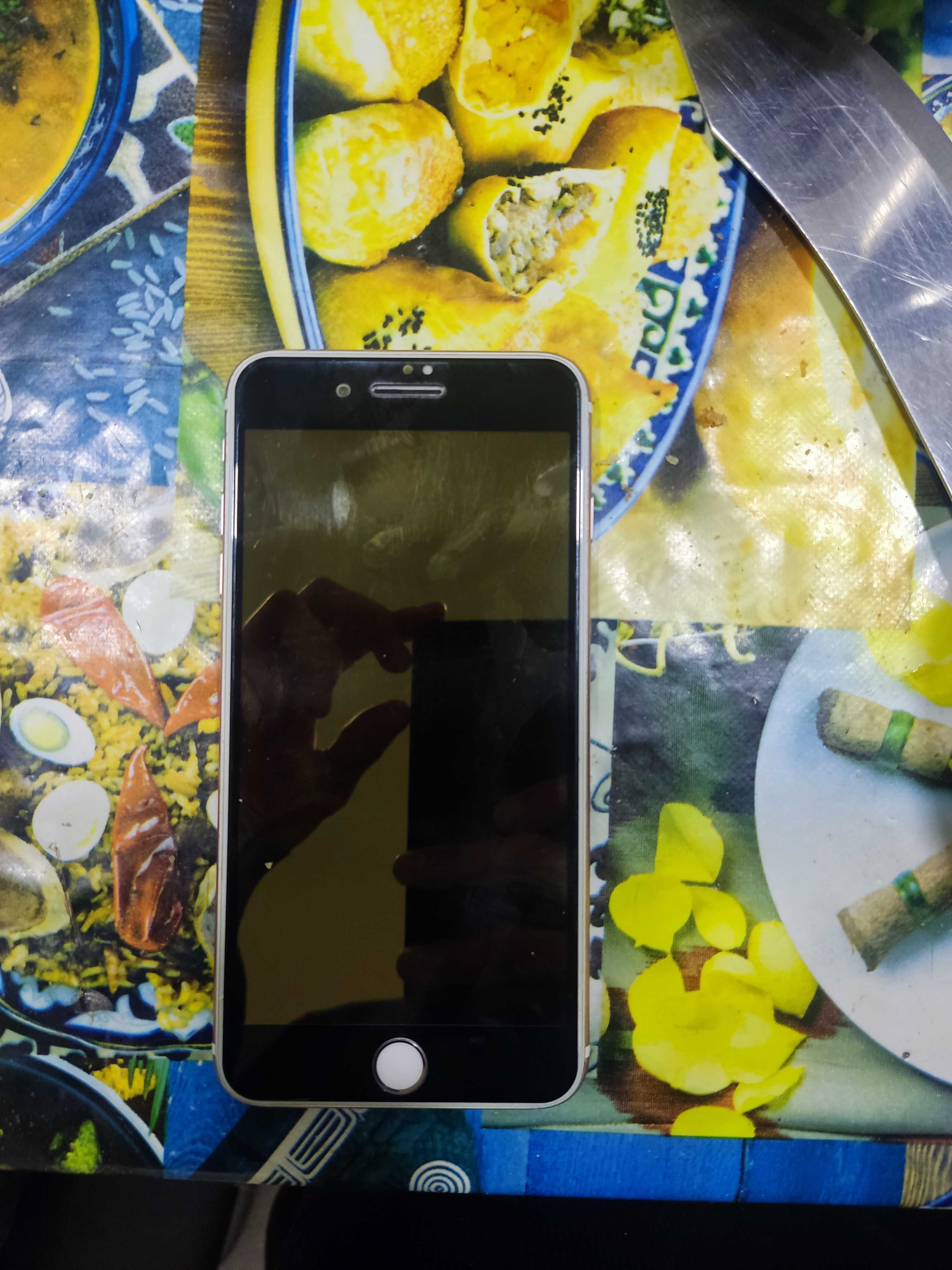Iphone 7+  32gb.