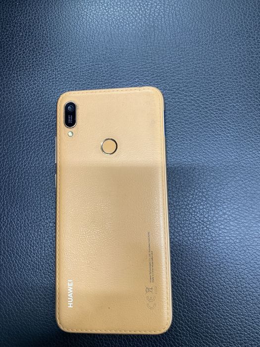 Huawei y6 32gb либо обмен цена 30к