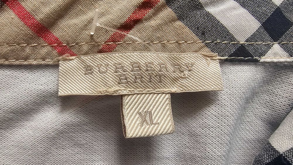 Tricou polo Burberry Brit ,marimea XL  crem