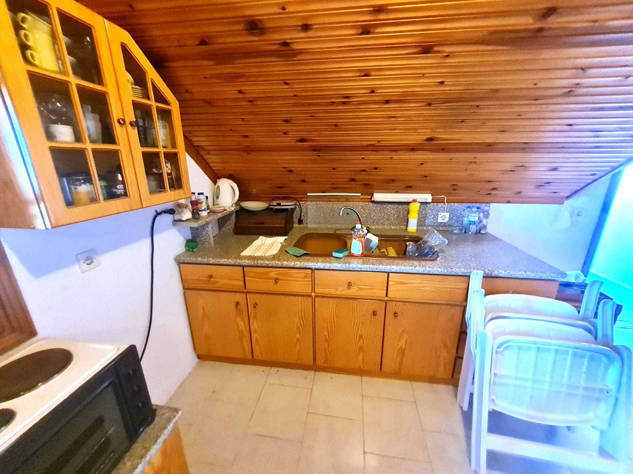 Продава къща с гледка към морето 240м2 двор 580м2 в Аспровалта, Гърция
