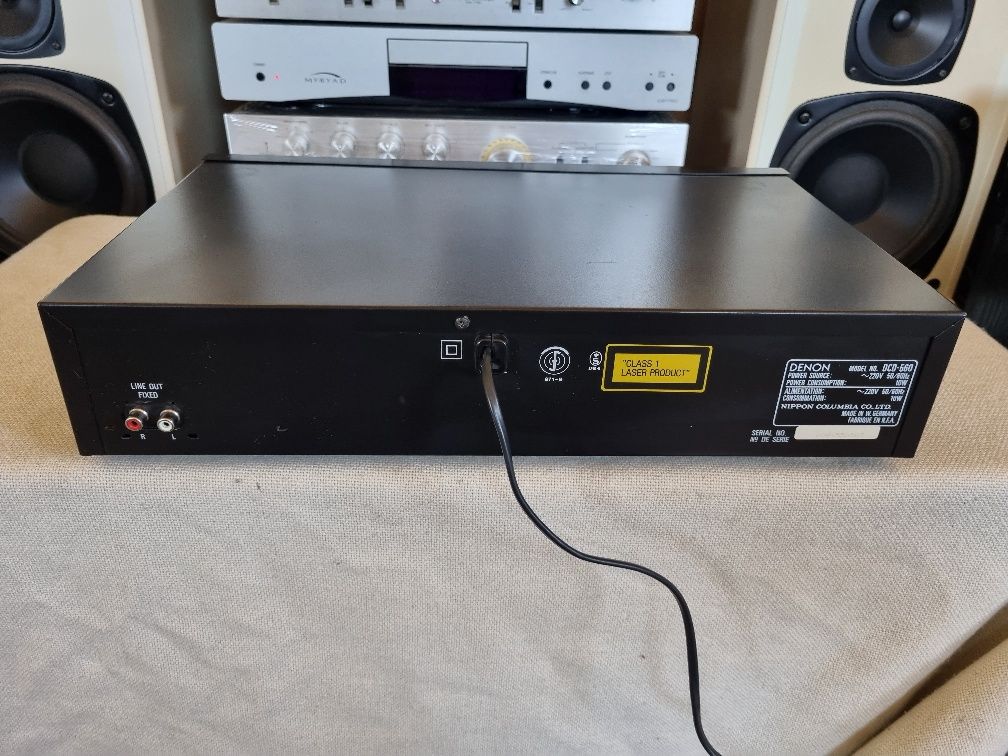Cd Player Denon DCD-560. 20 Bit. Perfect functional. Impecabil.