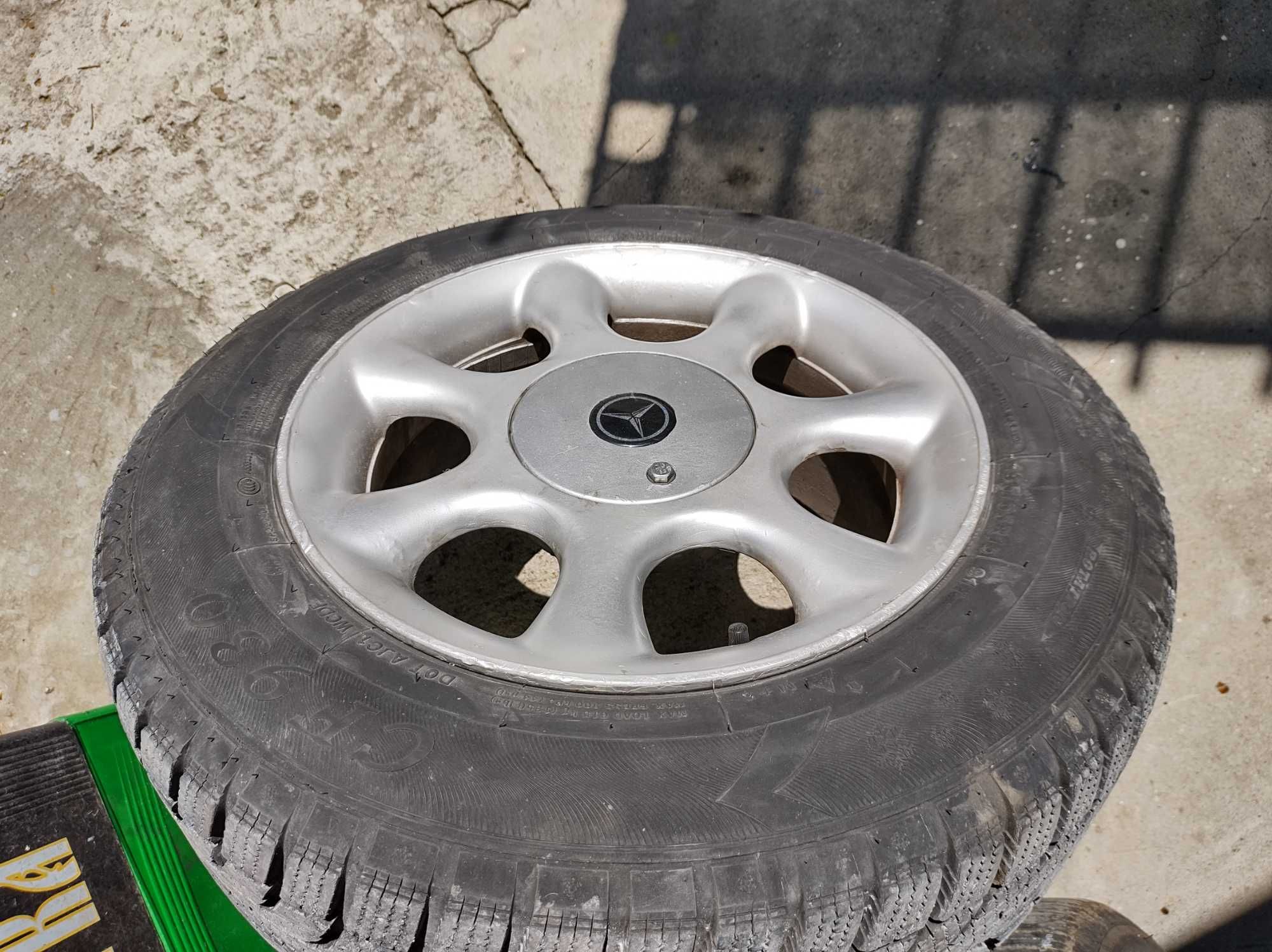 Лети джанти 15" с зимни руски гуми( ползвани 1000км).