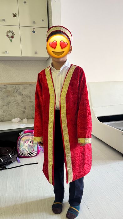 Принимаю заказы на пошив и корректировку одежды.