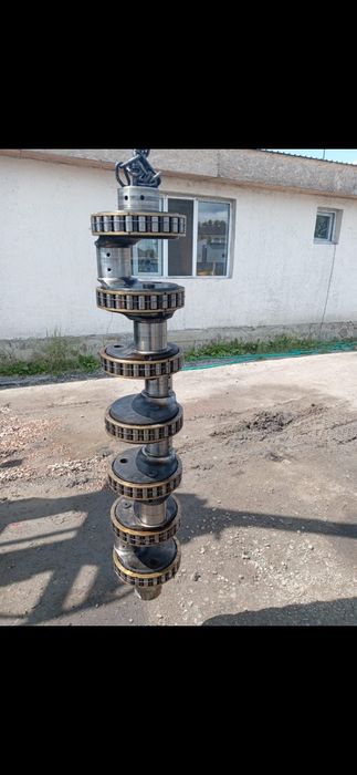 Коленвал ямз 240 на трактор к 701 в стандарте вместе с подшипниками