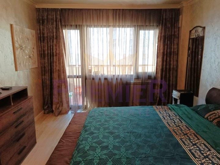 Продава се Двустаен апартамент в София, Лагера - 66 кв.м за 3031 €/кв.м - Снимка #3