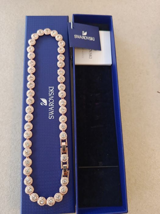 Елегантно колие Swarovski