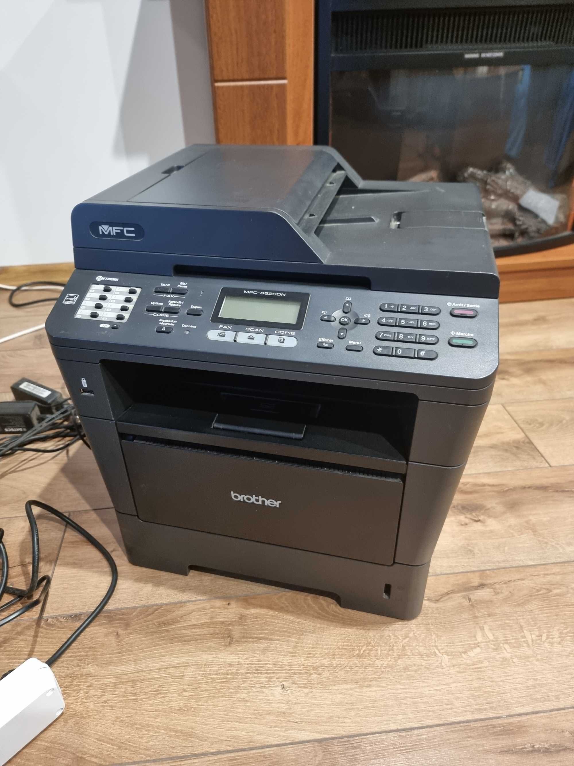 Multifunctionala Brother MFC-8520DN