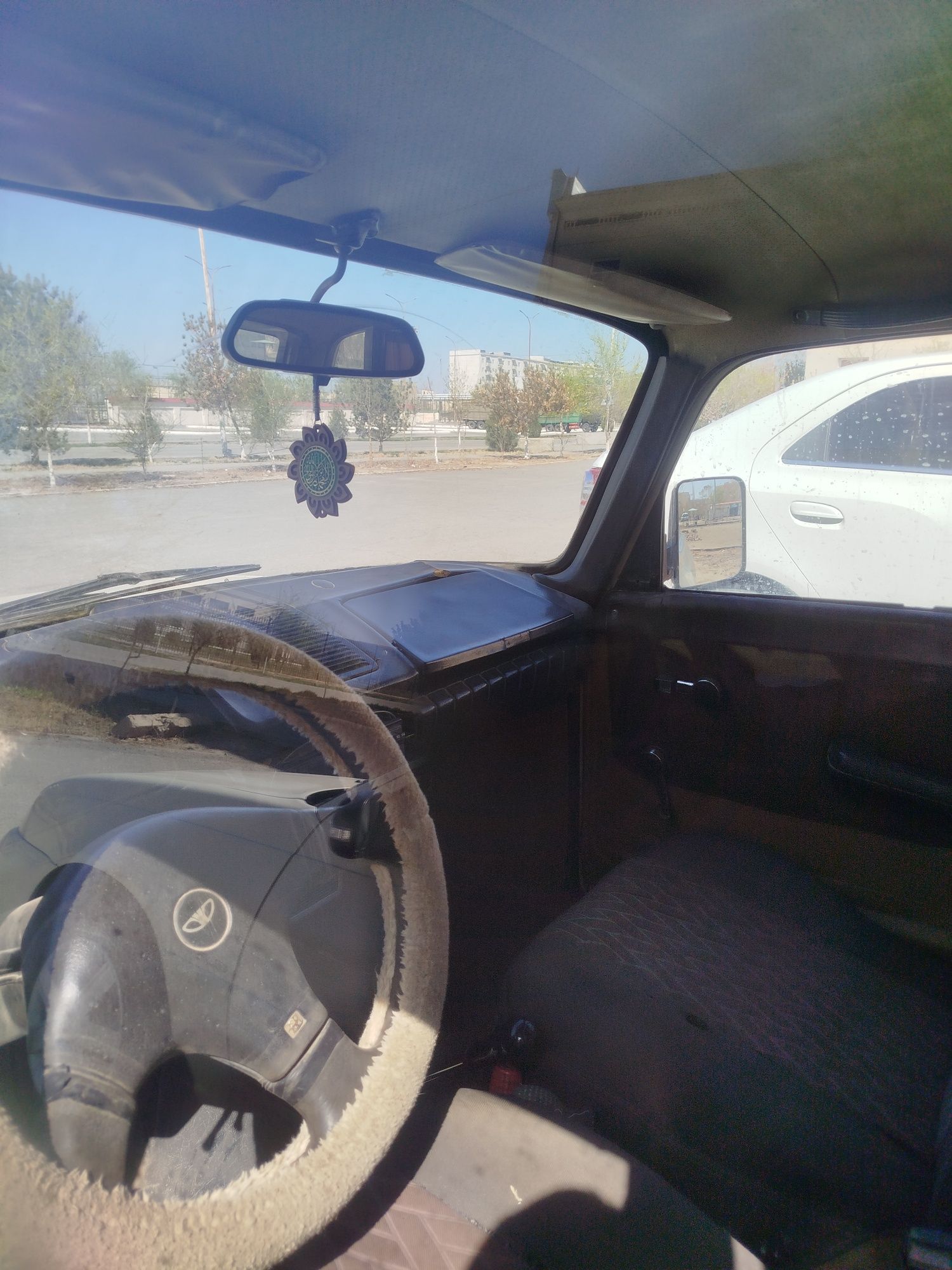 Moskvich  викуб   бартер