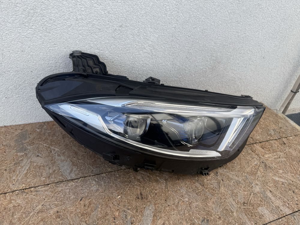 Far dreapta Mercedes CLS W257 Full LED Multibeam Original Europa