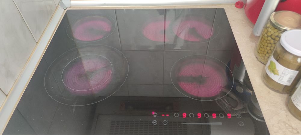 Стъклокерамичен плот arielli