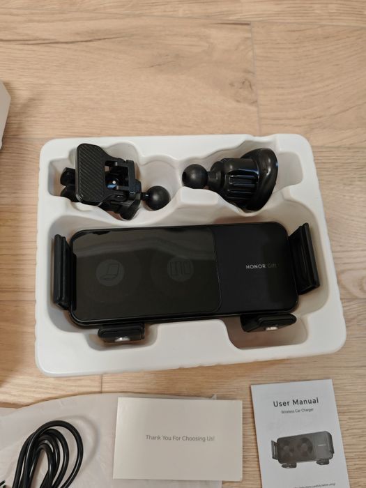 Оригинално зарядно за автомобил Honor