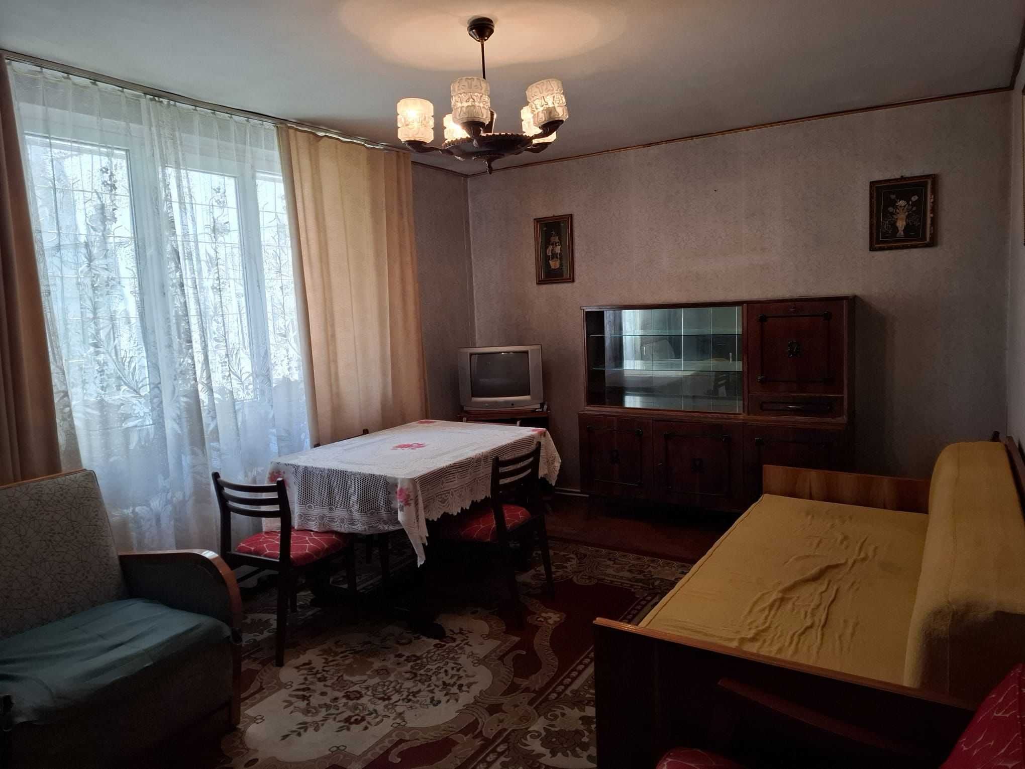 Precista Apartament 2 camere de vanzare