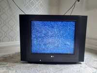 Телевизор старый ,бесплатно