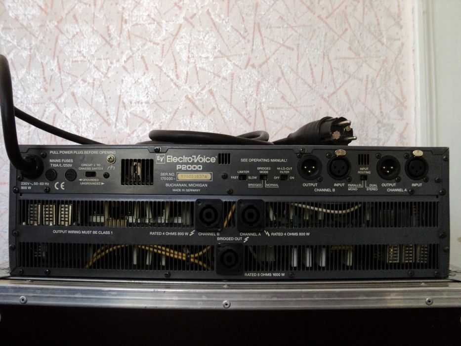 electro voice p 2000