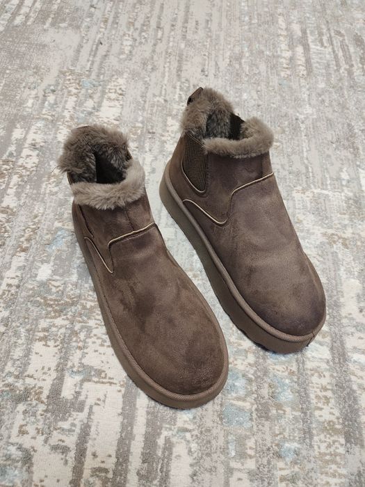 Женские ботинки обувь угги