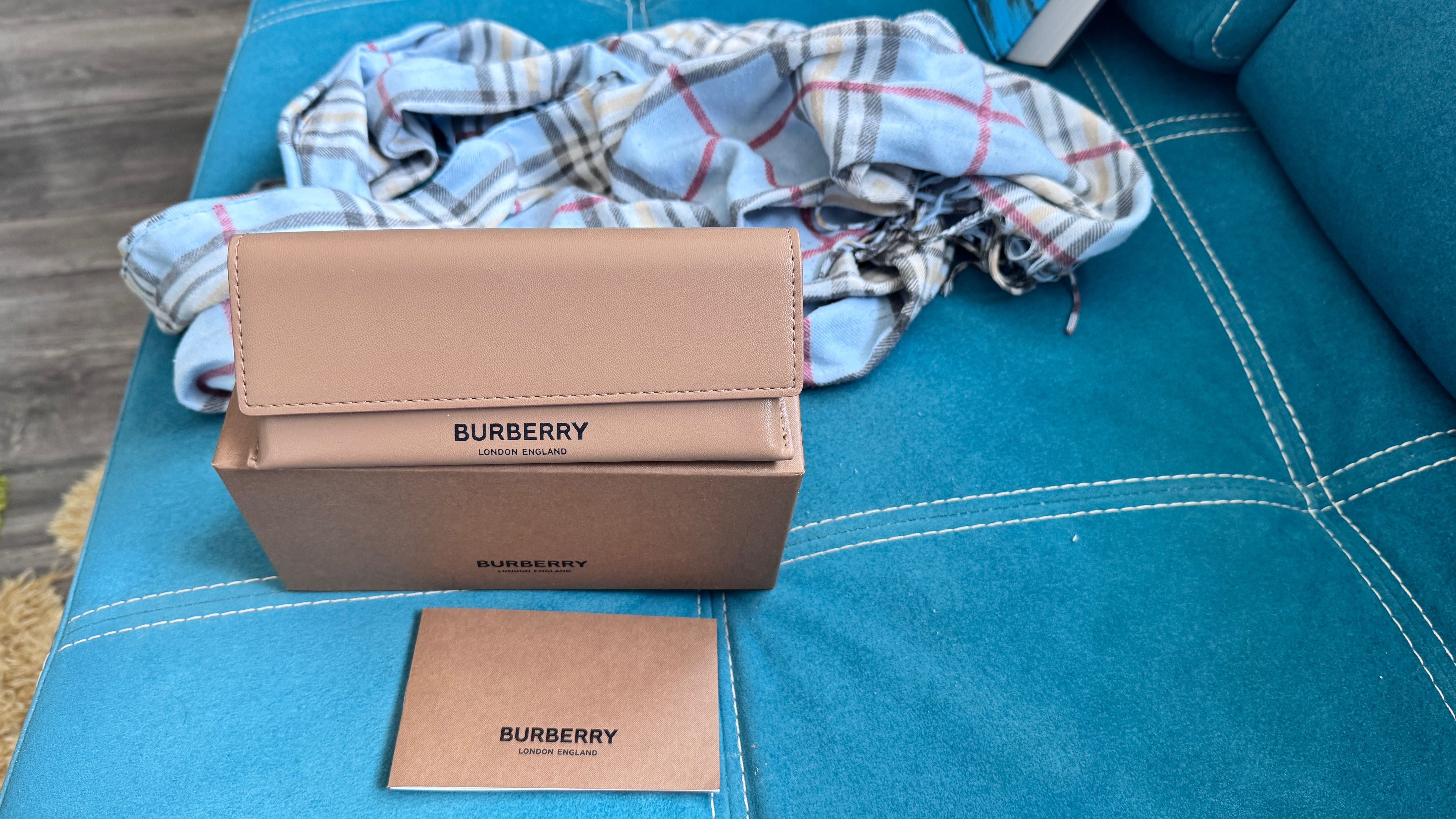Рамки за диоптрични очила Burberry