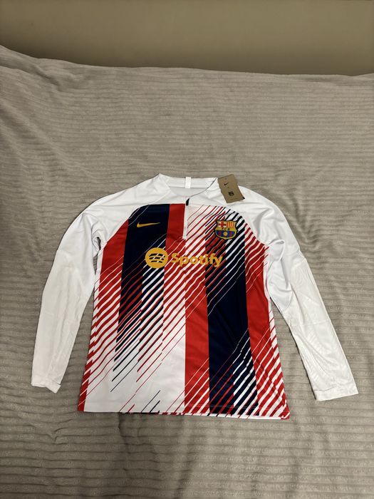 Compleu Fc Barcelona -nou,cu eticheta