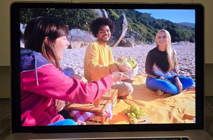 Продам Macbook pro 16