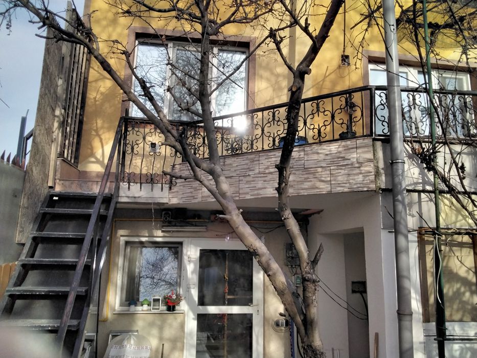 Vând casa Colentina Andronache