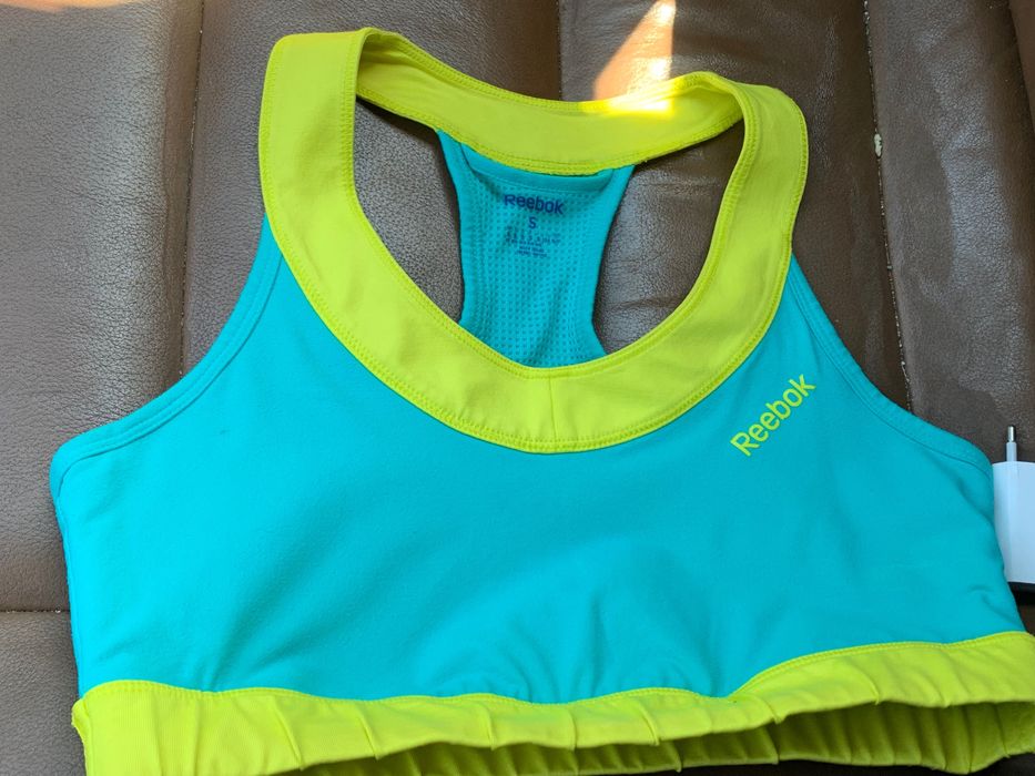 Дамско спортно бюстие Reebok