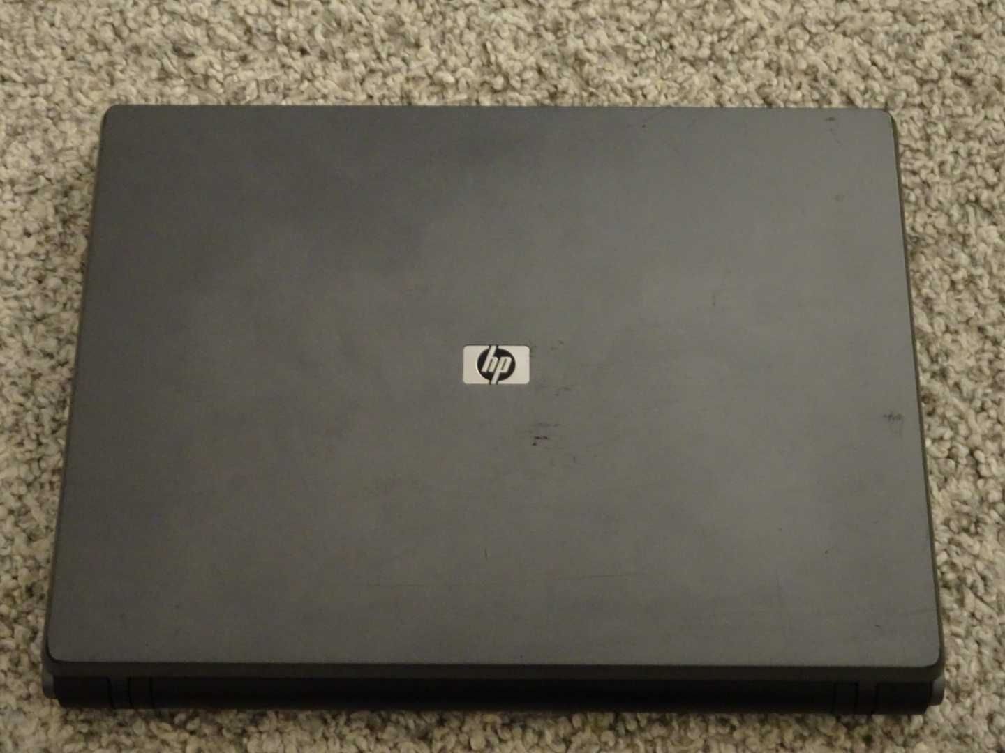 HP 530 – Design clasic, pentru colecționari, gameri retro, filme, etc.