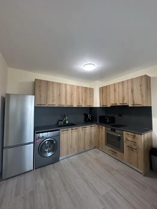 Двустаен апартамент, под наем, м-т Пчелина