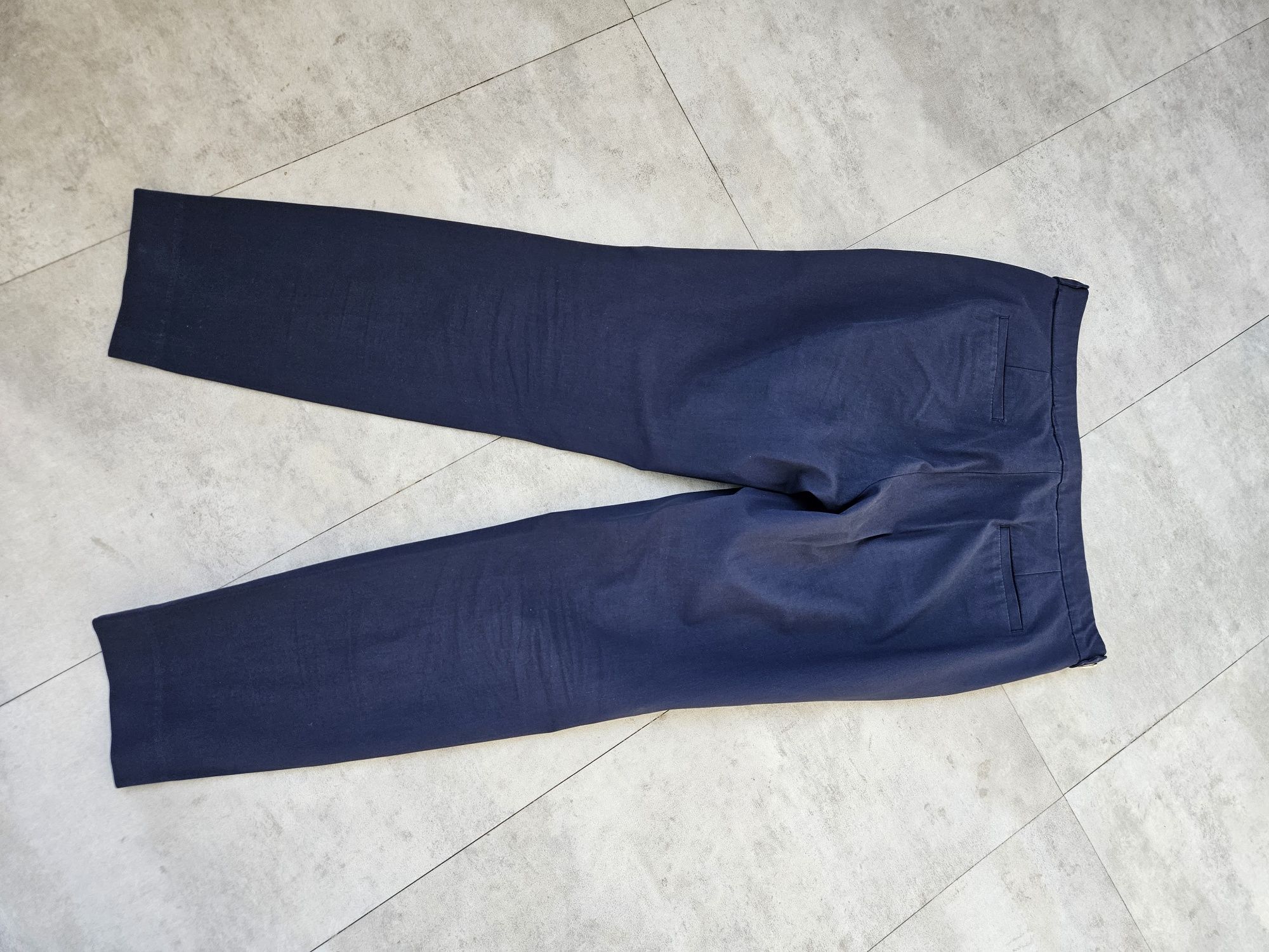 Massimo Dutti pantaloni drepti usor elastici 42 albastru