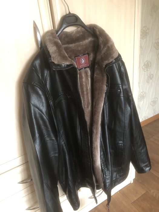 Кожаная куртка мужская новая с этикеткой отлично вариант для подарка,