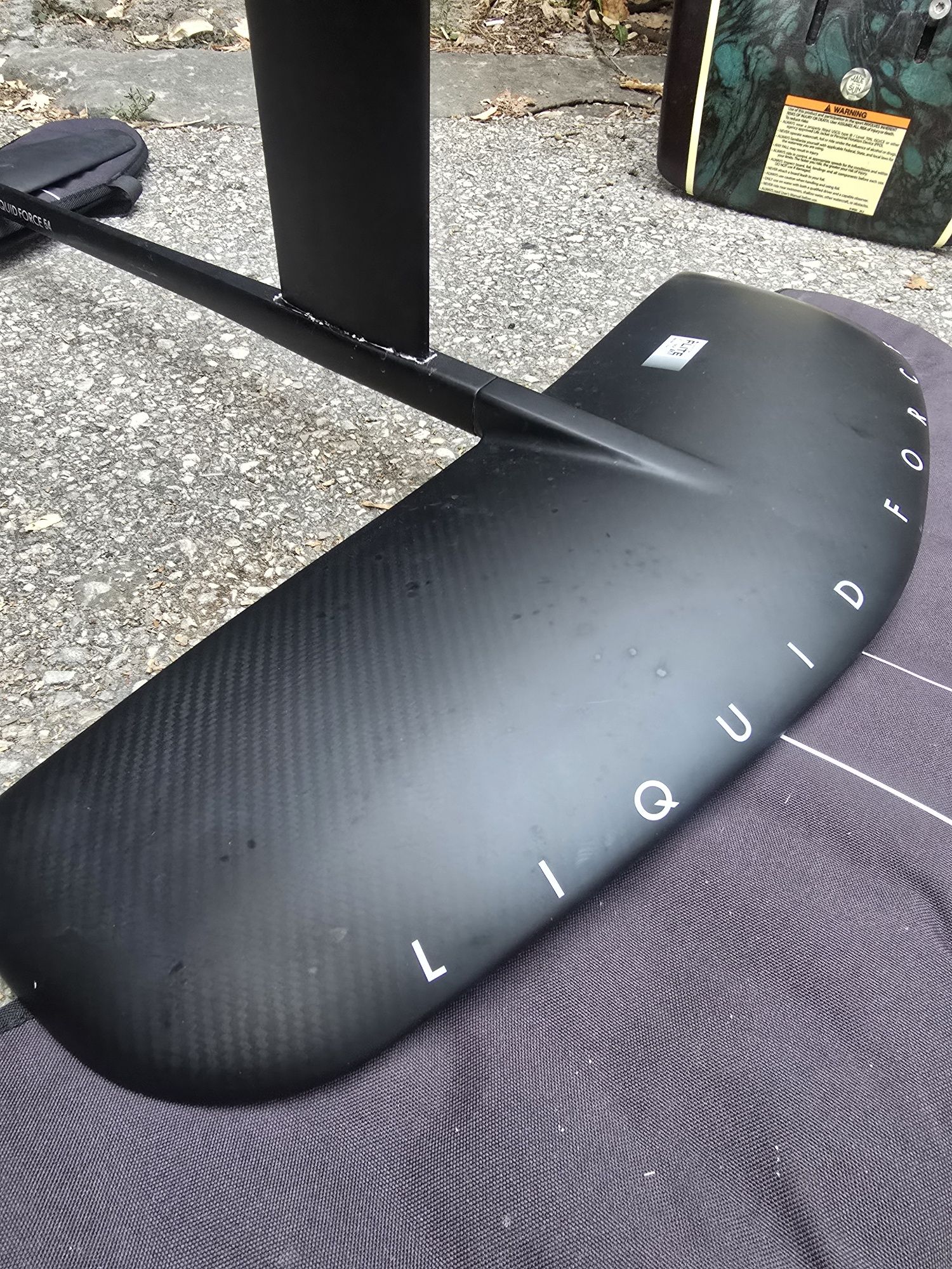 Фоил,уиндсърф,дъска liquid Force Launch Foil Board 
COMPLETE SET