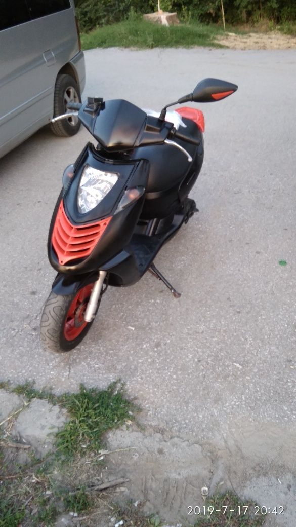 Aprilia sonic 70сс в отлично състояние