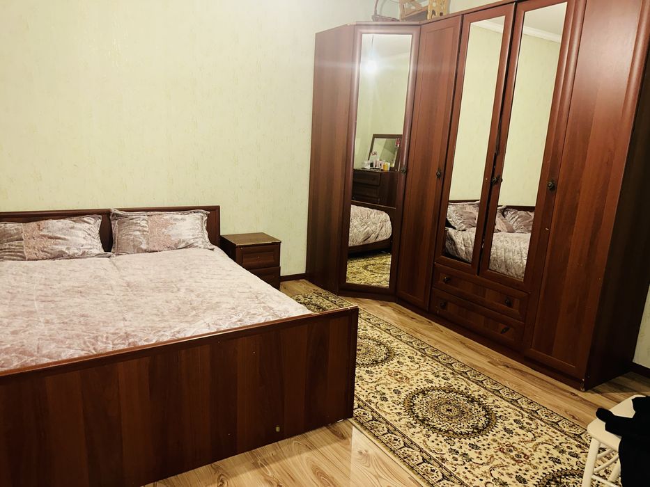 Продам спальный гарнитур в отличном состоянии