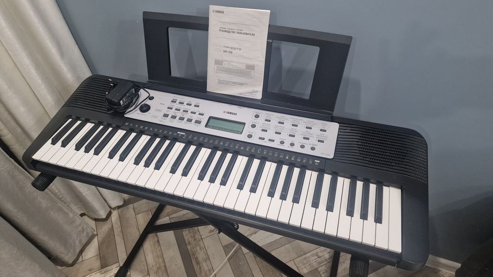 Синтезатор YAMAHA