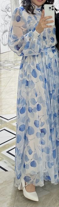 Продам вечернее платье Казахстанского бренда Bahmali