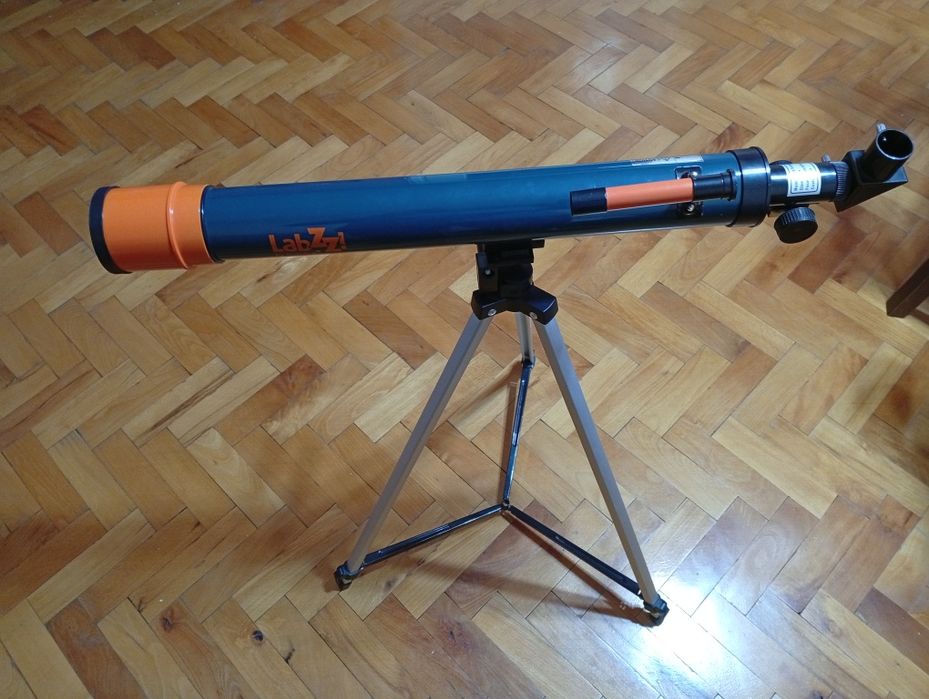 Продавам телескоп Levenhuk LabZZ
