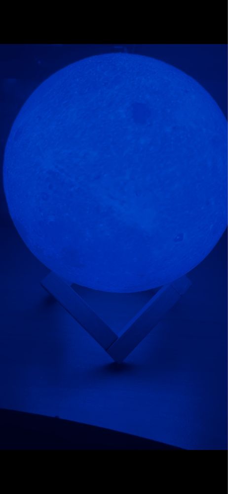 LED Moon Lamp – 3D Лампа Луна с Дистанционно | Подарък и Декорация