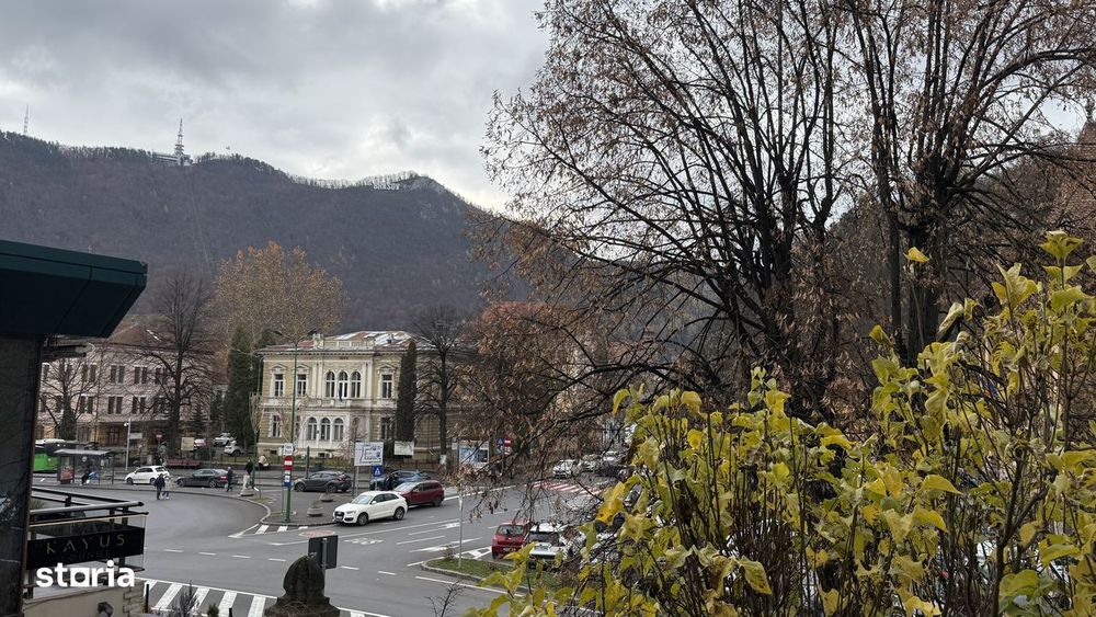 De inchiriat apartment tavan inalt 4m pretabil birou centrul istoric