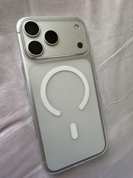 Iphone 17 pro max белый 256 gb новый