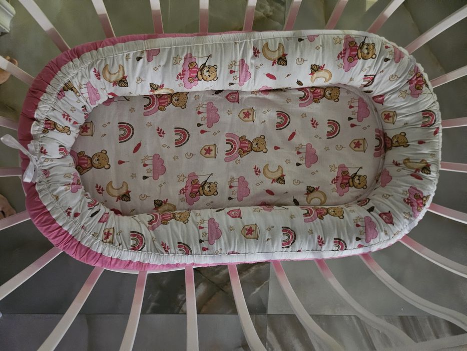 Вана , гнездо и подложка за вана за новородено момиченце